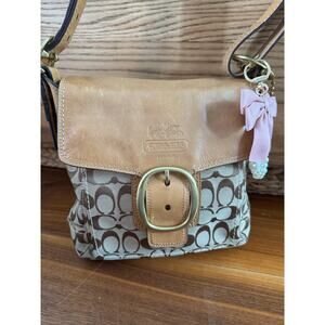 Excellent condition Coach Vintage Bleecker Legacy Canvas